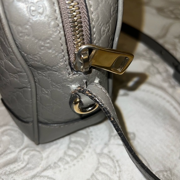 Authentic GUCCI Gray Leather Microguccissima Bree Messenger Camera Crossbody Bag - Picture 9 of 16